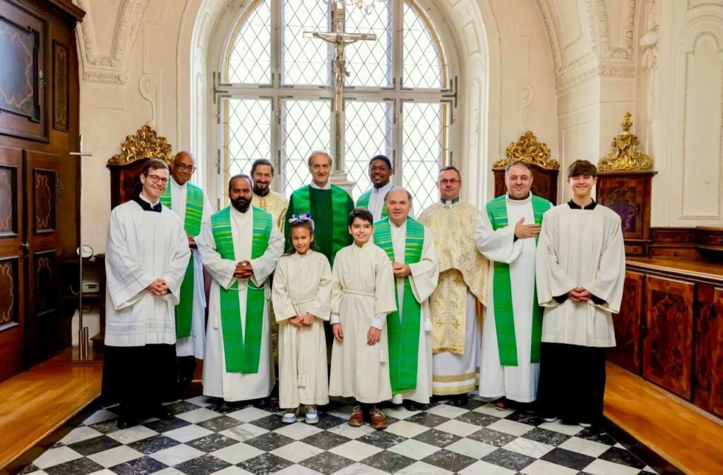 Sonntag der Völker 2025: St. Mary’s SMC Graz Choir Performs Hosanna in Malayalam 3 1024x674